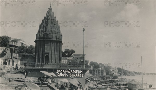 Dasaswamedh Ghat, Benares'.