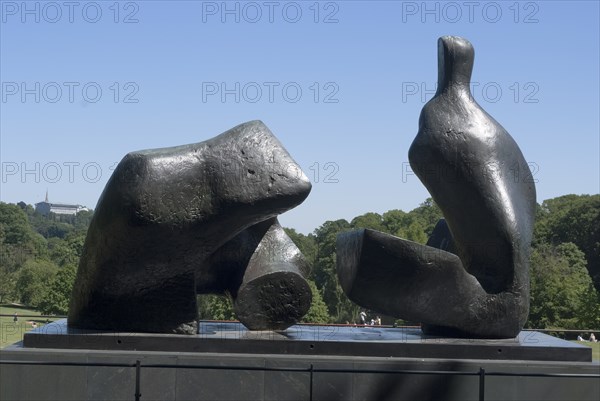 Two Piece Reclining Figure No.5, by Henry Moore, nr Kenwood House, London, England, 3/6/10.