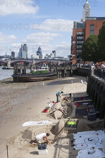 Nr Oxo Tower, London, England, 3/9/10.