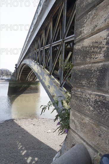 Rail bridge near Chelsea Harbour, Fulham