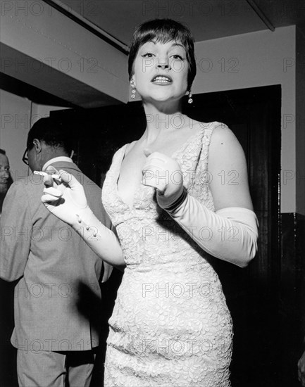 Annie Ross, Count Basie tour, 1962. Creator: Brian Foskett.