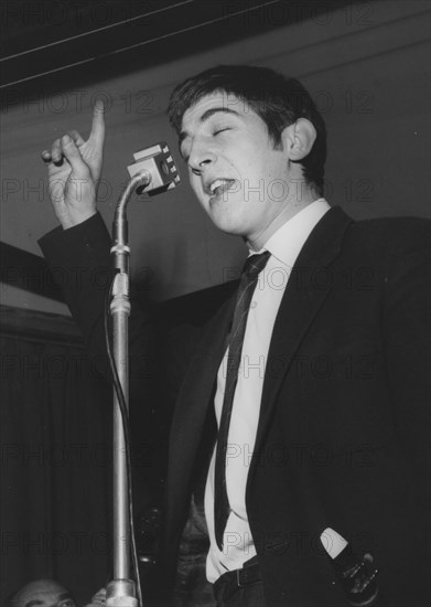 Andy Cooper singing with Riverside Jazz Band, Cambridge, 1962. Creator: Brian Foskett.