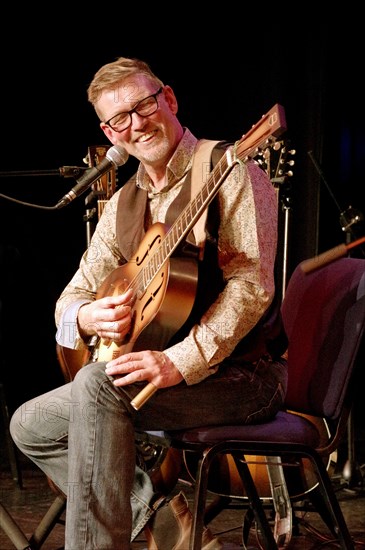 Paul Cowley with The Gogoville Blues Stars, Crawley Blues Club, Hawth, West Sussex, 18 Oct 2019. Creator: Brian O'Connor.