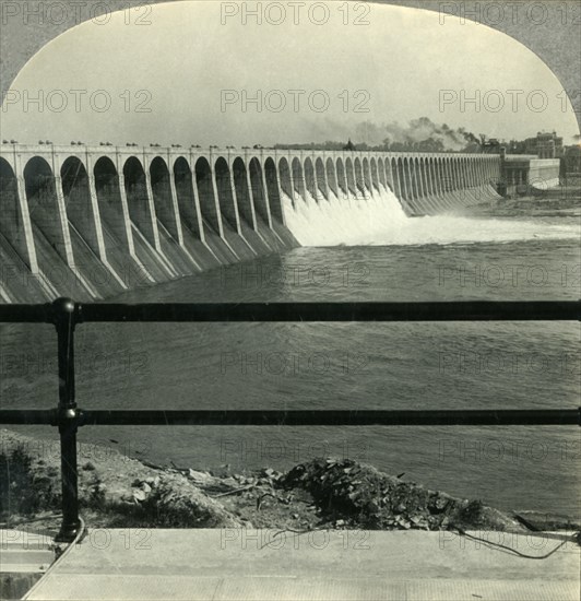 'Wilson Dam, Muscle Shoals, Alabama', c1930s. Creator: Unknown.
