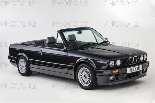 1990 BMW M325i. Creator: Unknown.