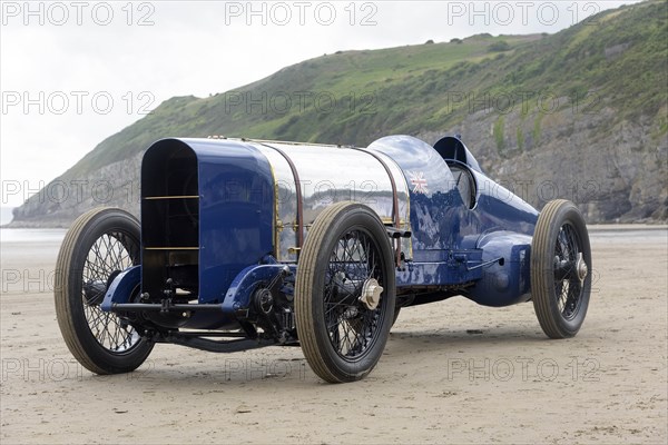 1925 Sunbeam 350 hp driven by Don Wales at Pendine Sands 2015. Creator: Unknown.