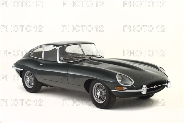 1965 Jaguar E type 4.2 S1 fixed head coupe. Creator: Unknown.