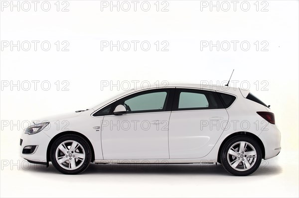 2013 Vauxhall Astra CDTi. Creator: Unknown.