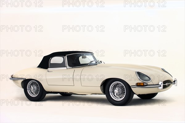 1964 Jaguar E type Series 1 drophead coupe. Creator: Unknown.