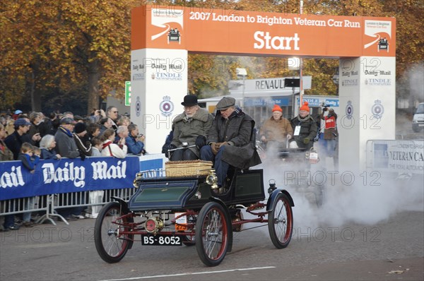 1903 Stanley Steamer on the 2007 London to Brighton run. Creator: Unknown.