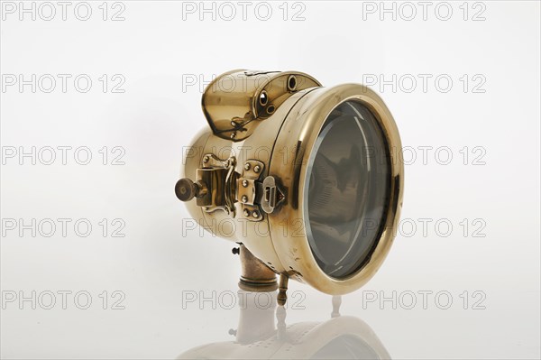 Acetylene gas headlamp from 1904 Daimler. Creator: Unknown.