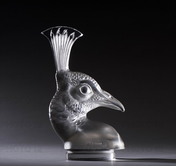 Tete de Paon Lalique mascot. Creator: Unknown.