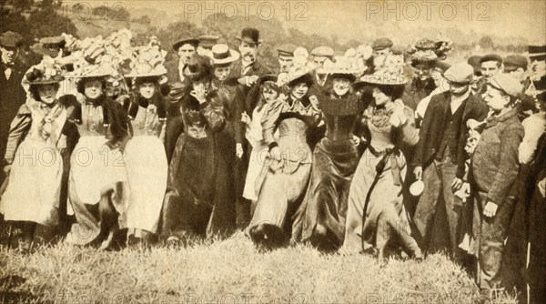 ''Appy 'Ampstead on a Bank Holiday', 1900, (1933). Creator: Unknown.