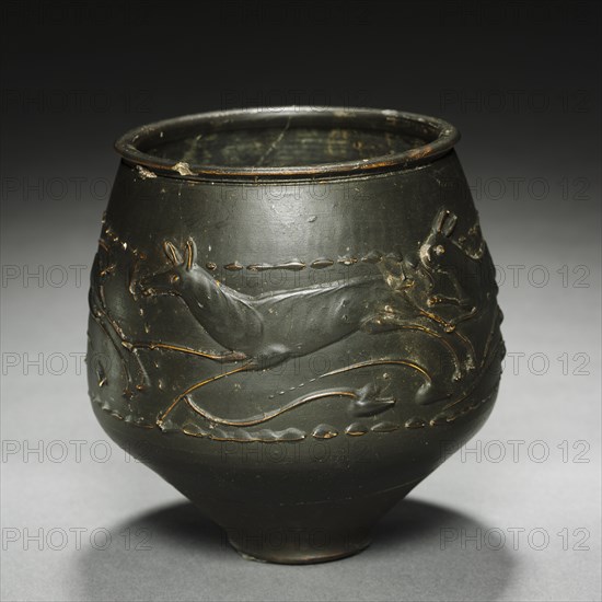 Caster Ware Vase with Hunt Scene, mid 100s. Creator: Unknown.
