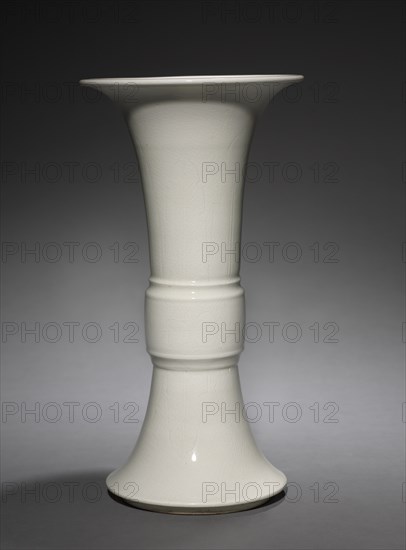 Beaker Vase: Zun, 1661-1722. Creator: Unknown.
