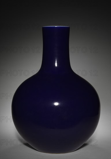 Blue Bottle Vase, 1736-1795. Creator: Unknown.