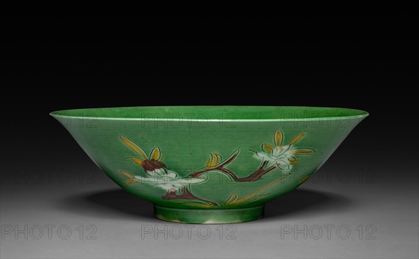 Bowl with Sprays of Flowers, 1662-1722. Creator: Unknown.