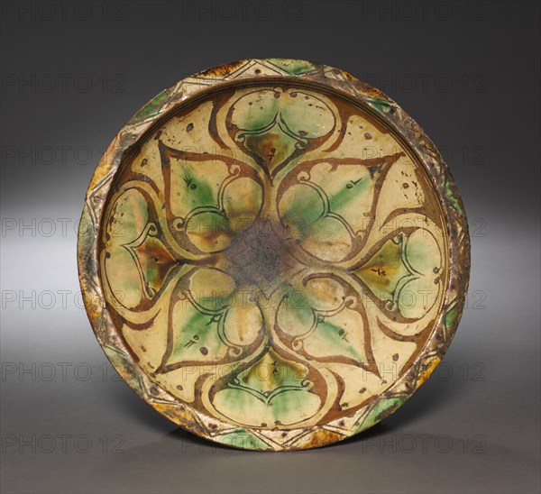 Bowl, 1100s-1200s. Creator: Unknown.