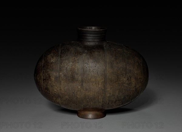 Cocoon Flask, 206 BC - AD 9. Creator: Unknown.