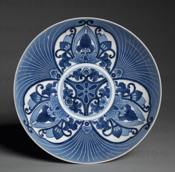 Dish with Ginkgo Leaves, c. 1688-1704. Creator: Unknown.