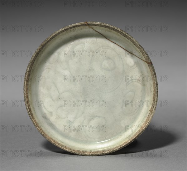 Dish with Incised Scroll Design, 900s-1100s. Creator: Unknown.