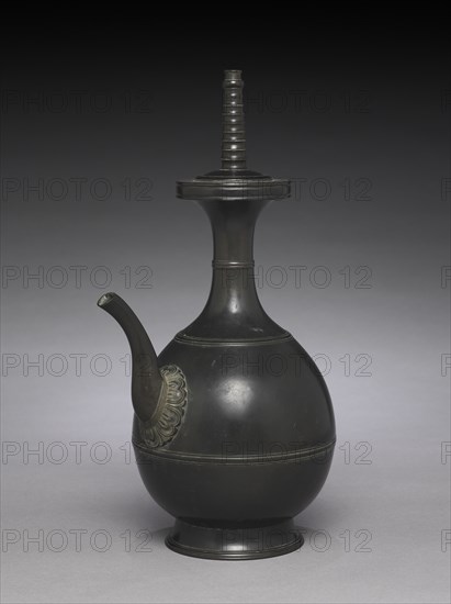 Ewer (Fusatsugata Suibyo), 1200s. Creator: Unknown.