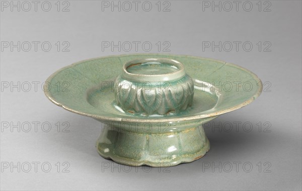 Floral-shaped Cup Stand, 1200s. Creator: Unknown.