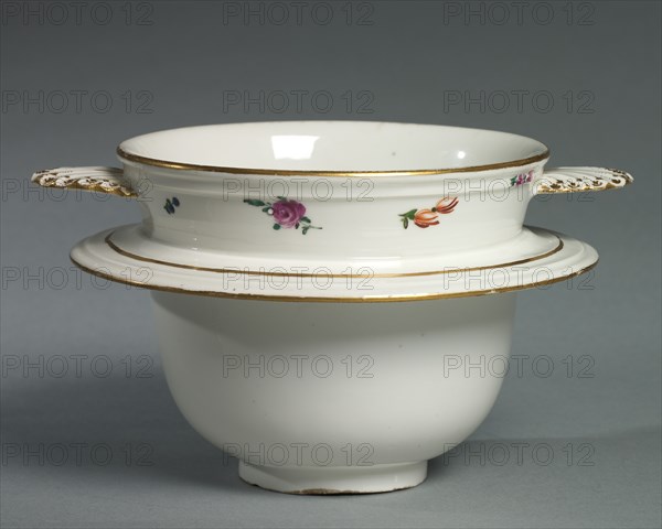 Food Warmer (Veilleuse) [Food Container], c. 1758- 1760. Creator: Meissen Porcelain Factory (German); Georg Christoph Lindemann (German), probably by.