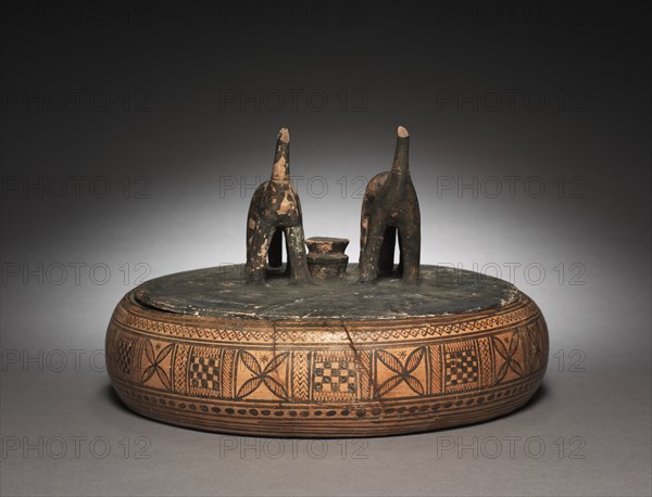 Geometric Pyxis, 700s BC. Creator: Unknown.