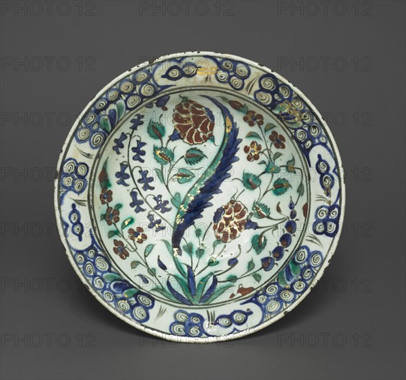 Gilded Dish with Flowers and Leaves, c. 1590. Creator: Unknown.