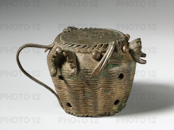 Gold Weight: Drum with Jaws of Defeated Enemies, 1800s. Creator: Unknown.