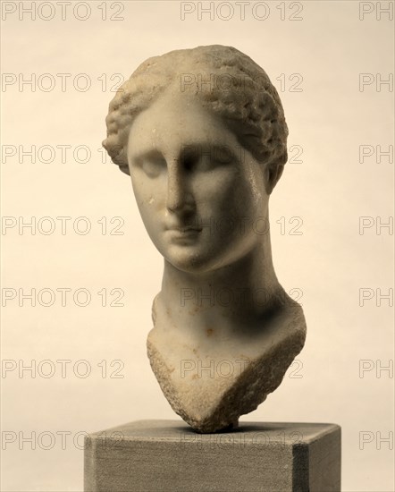 Head of Aphrodite, 325-100 BC. Creator: Unknown.