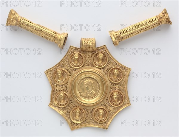 Octagonal Pendant with Corinthian Column Spacers and Clasp Set , 324-326. Creator: Unknown.