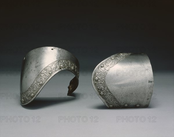 Pair of Upper Arm Canons, 1800s. Creator: Negroli Workshop (Italian, c. 1500-1561), attributed to.