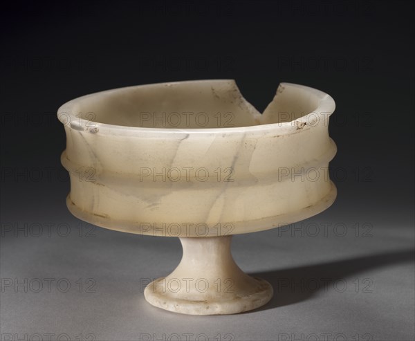 Ribbed Bowl (Tazza), 1391-1337 BC. Creator: Unknown.