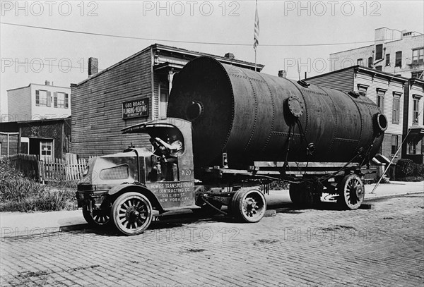 1917 Mack Bulldog Model AC, in New York. Creator: Unknown.