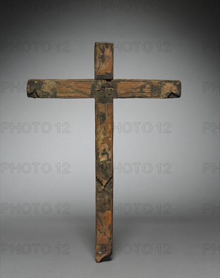 Straw Inlay Cross, 1600s-1700s. Creator: Unknown.
