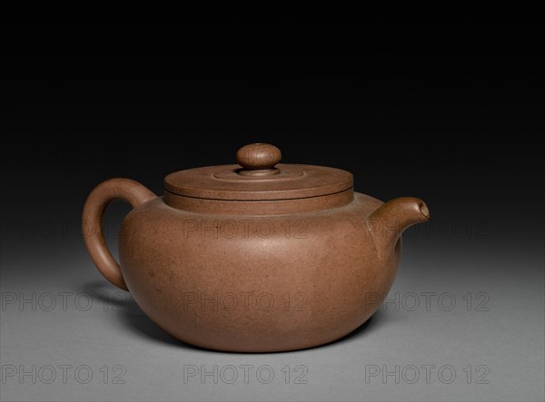 Teapot: Yixing ware, 1644-1911. Creator: Unknown.