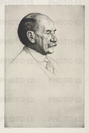 Thomas Hardy, Facing Right, 1910. Creator: William Strang (British, 1859-1921).