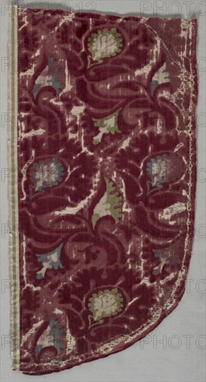 Velvet Fragment (of a Chasuble ?), 1400-1420. Creator: Unknown.