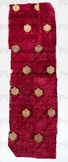 Velvet Fragment, 1400s. Creator: Unknown.