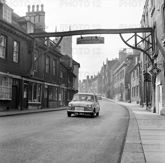 Mini on the 1959 Mobil Economy Run, George Hotel in Stamford. Creator: Unknown.