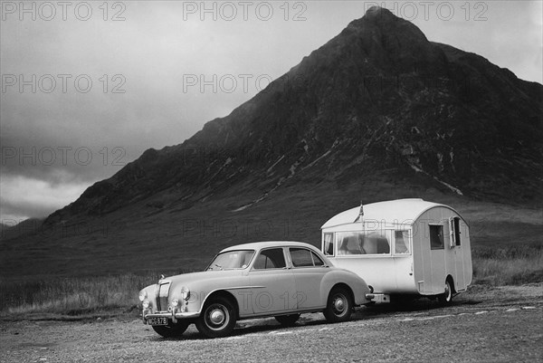 1955 MG ZA Magnette with 1954 Pipit Caravan. Creator: Unknown.