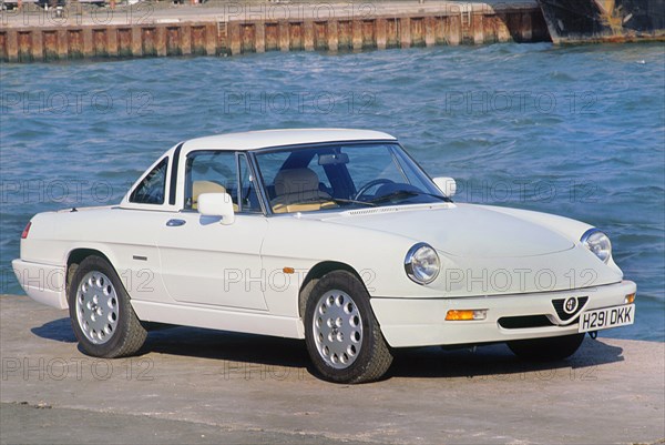 1991 Alfa Romeo 2000 Spyder. Creator: Unknown.