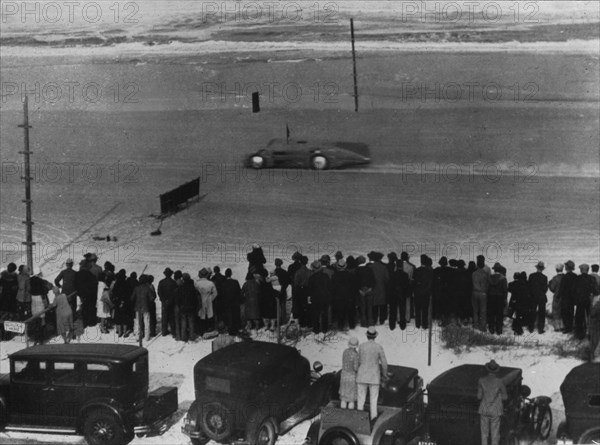 Bluebird on run at Daytona 1935. Creator: Unknown.