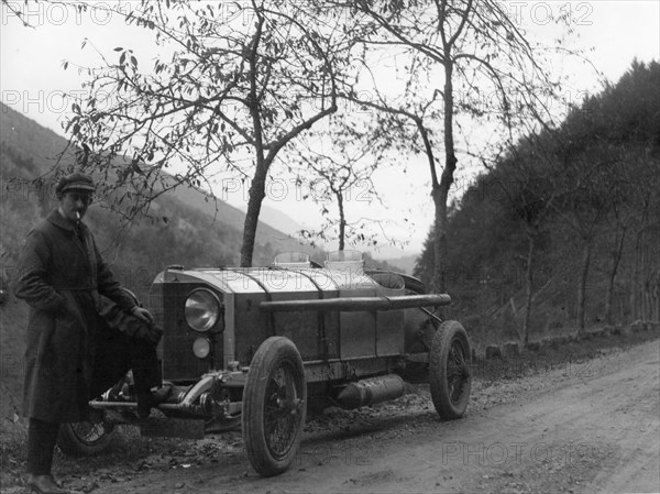 Chitty Chitty Bang Bang with Count Louis Zborowski. Creator: Unknown.