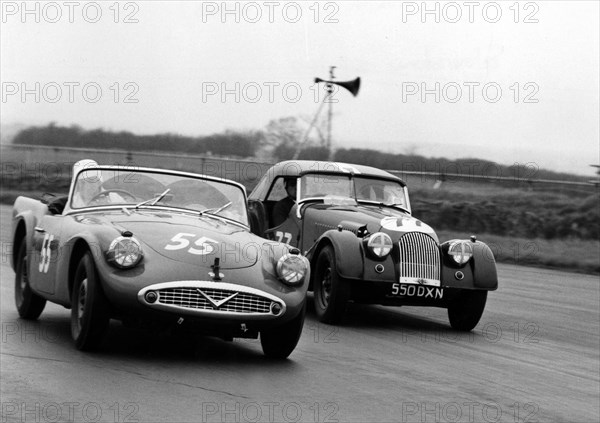 1961 Daimler SP250, Hon. B.Fielding and Morgan +4, Jones. At Silverstone. Creator: Unknown.
