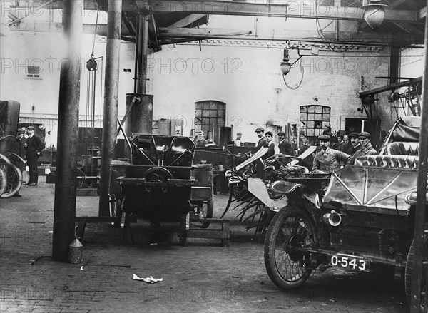 1905 Lanchester factory. Creator: Unknown.