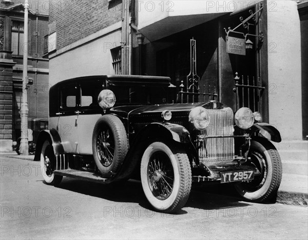 1928 Isotta Fraschini Tipo 8A Carrozziera Castagna. Creator: Unknown.