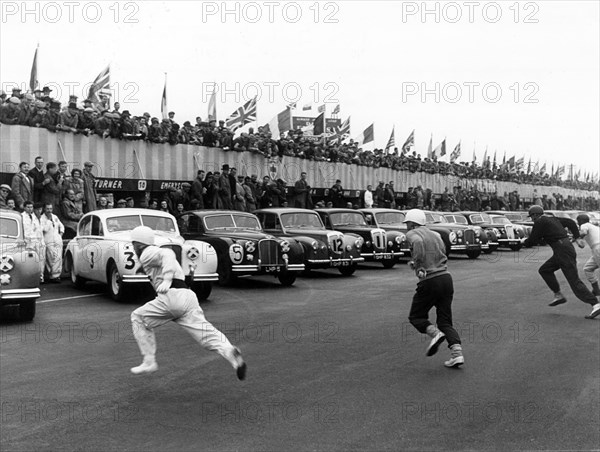 Start of Daily Express Trophy race at Silverstone 1954. Creator: Unknown.